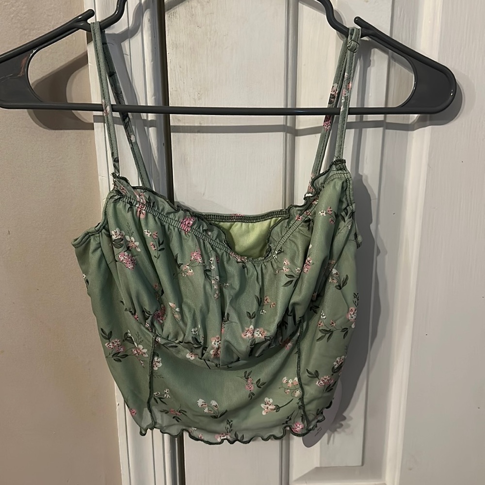 SHEIN CAMI CROP TOP